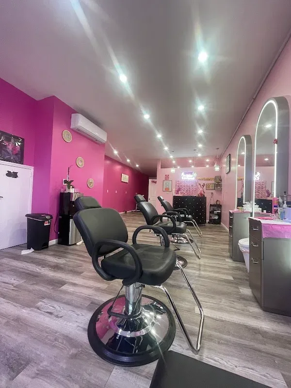 Meenu Waxing Loft — Beauty salon in Brooklyn